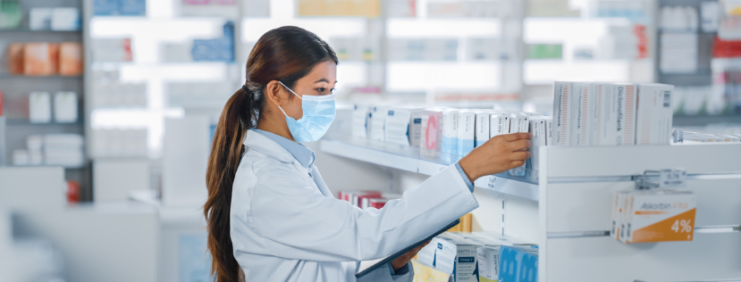 Pharmacist wearing a mask