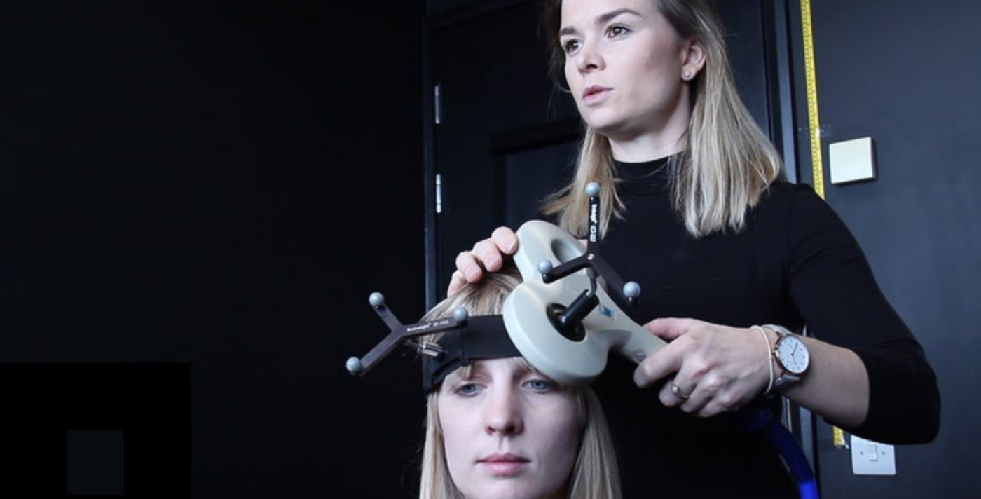 Non-invasive brain stimulation in eating disorders