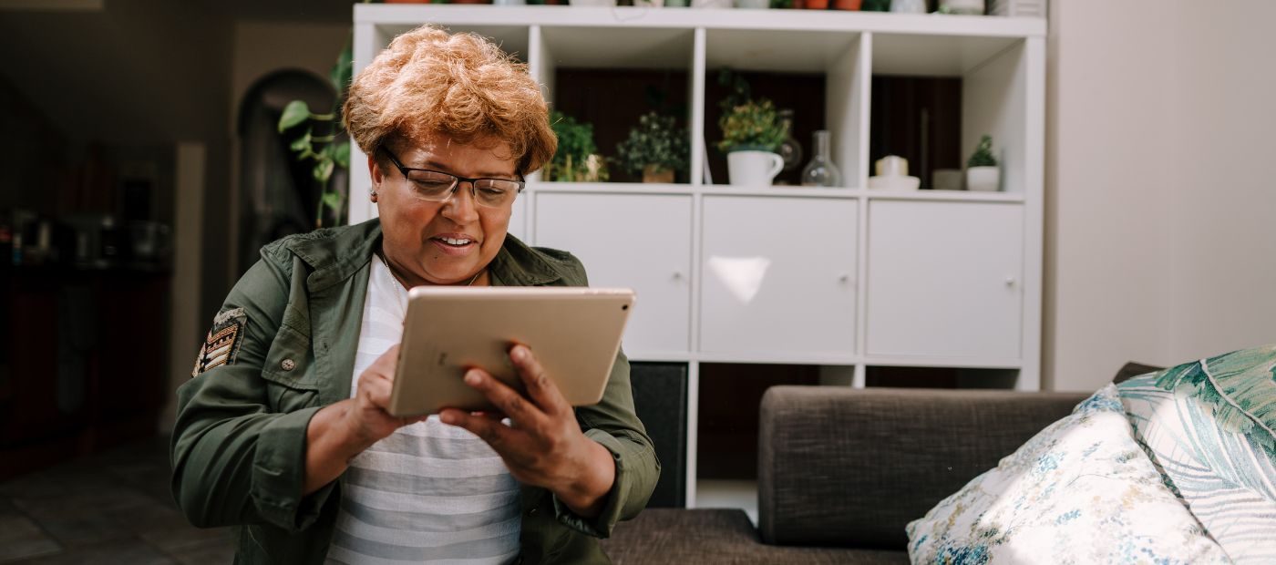 Broadband quality associated with mental health and digital-health equity in elderly people